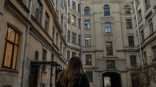 Как узнать собственника квартиры по адресу и почему в выписке ЕГРН нет его фамилии